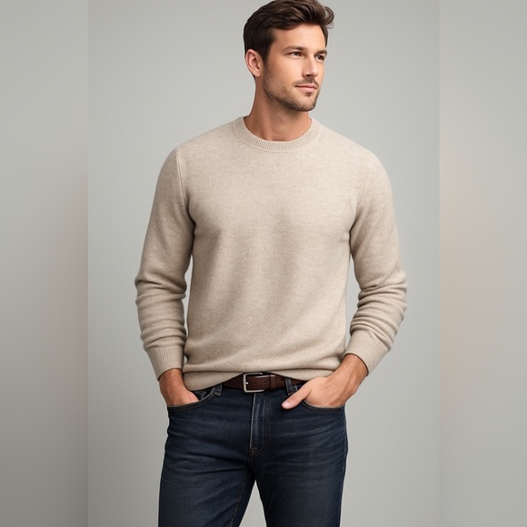 Roundtree & Yorke Other - Roundtree & Yorke Men's Tan Crewneck Sweater